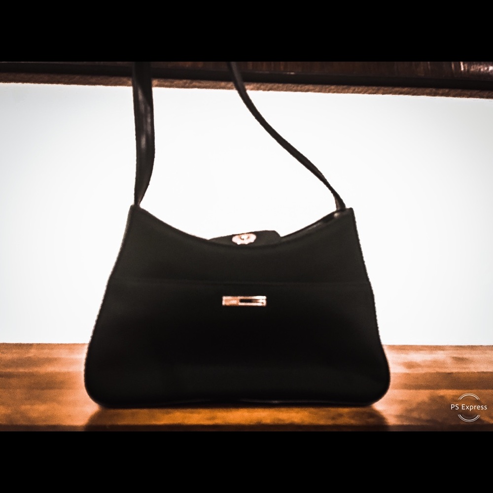 Vintage Guess purse